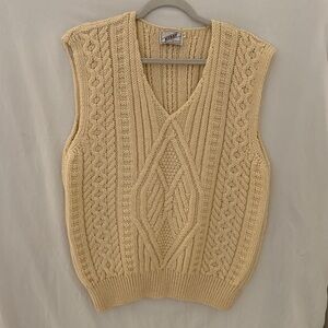 Kerry made in Ireland vintage cable knit vest cream sz large